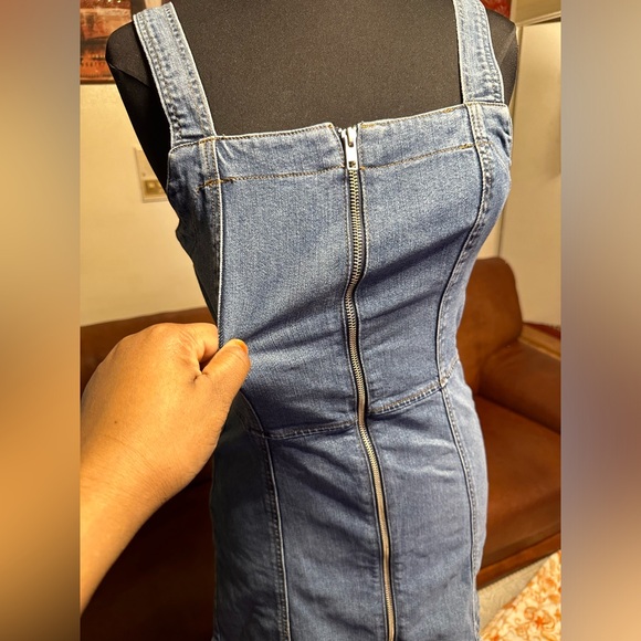 REFORMATION DEMIN MINI JEAN DRESS SIZE 6 IN EXCELLENT CONDITION - Picture 9 of 16